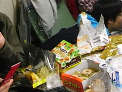 10_0303_friends3.jpg