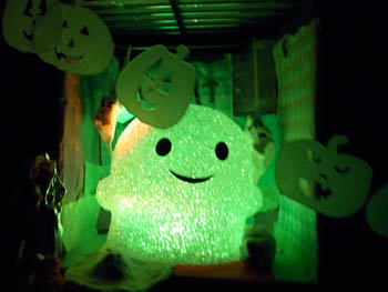 10_0914_ghost2.jpg